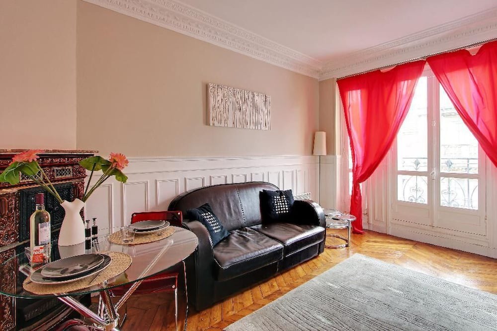 Photo of Livingroom in Ternes