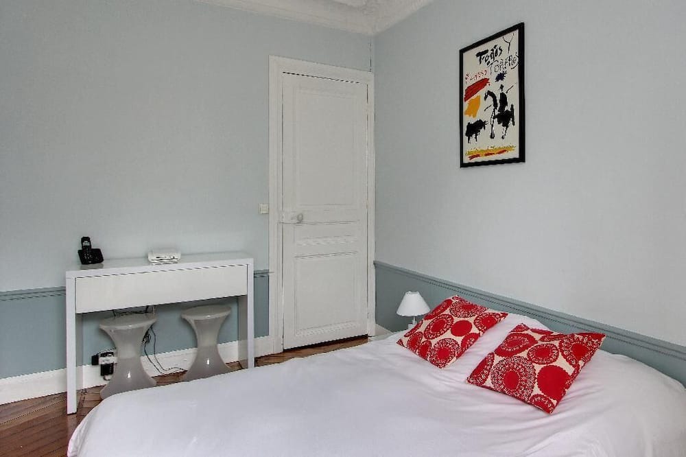 Photo of Bedroom in Ternes