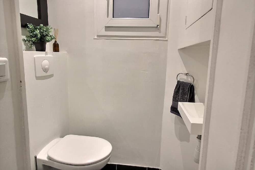 Photo of Bathroom in Porte-Dauphine