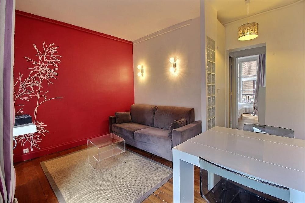 Photo of Livingroom in Ternes