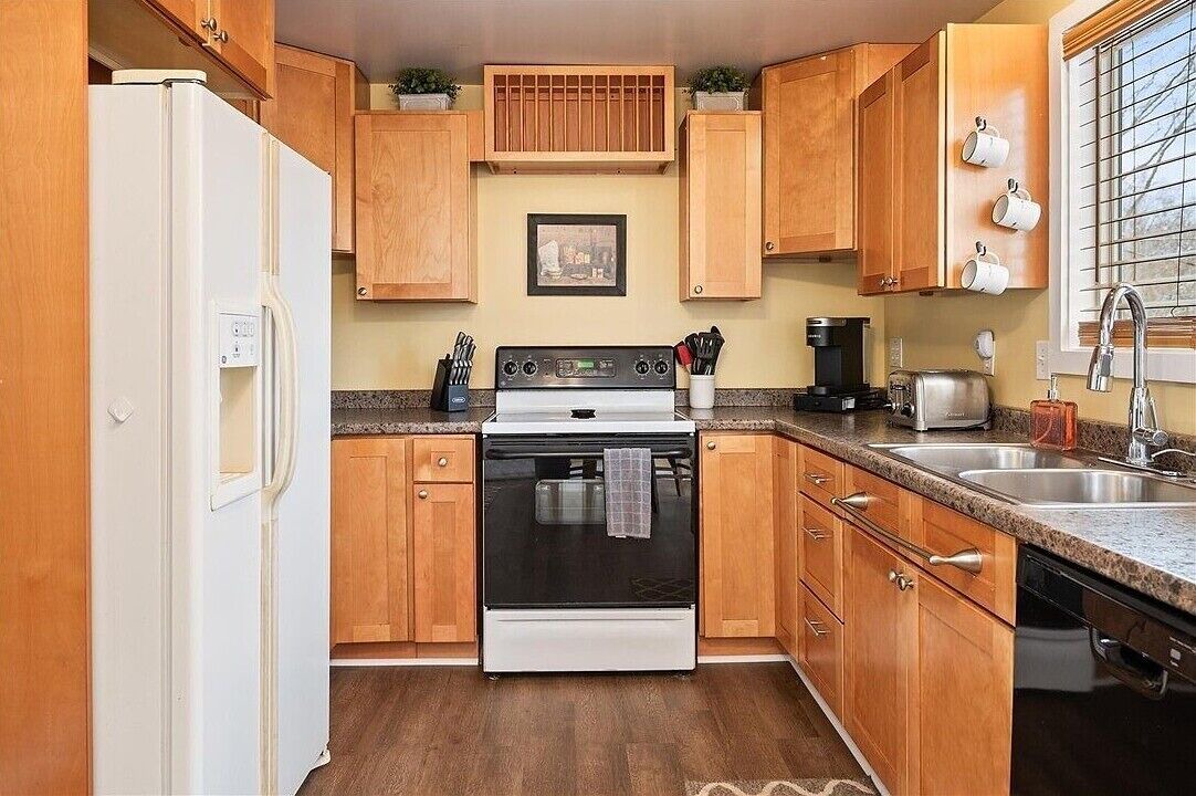 Photo of Kitchen in Waterport