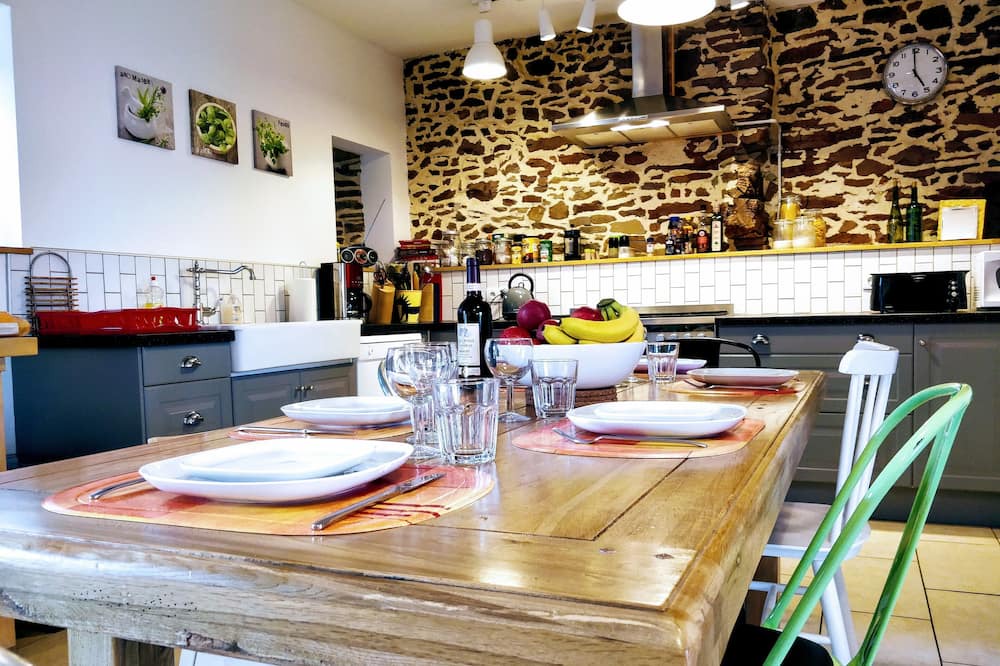 Photo of Kitchen in Saint-Ouen-La-Rouerie