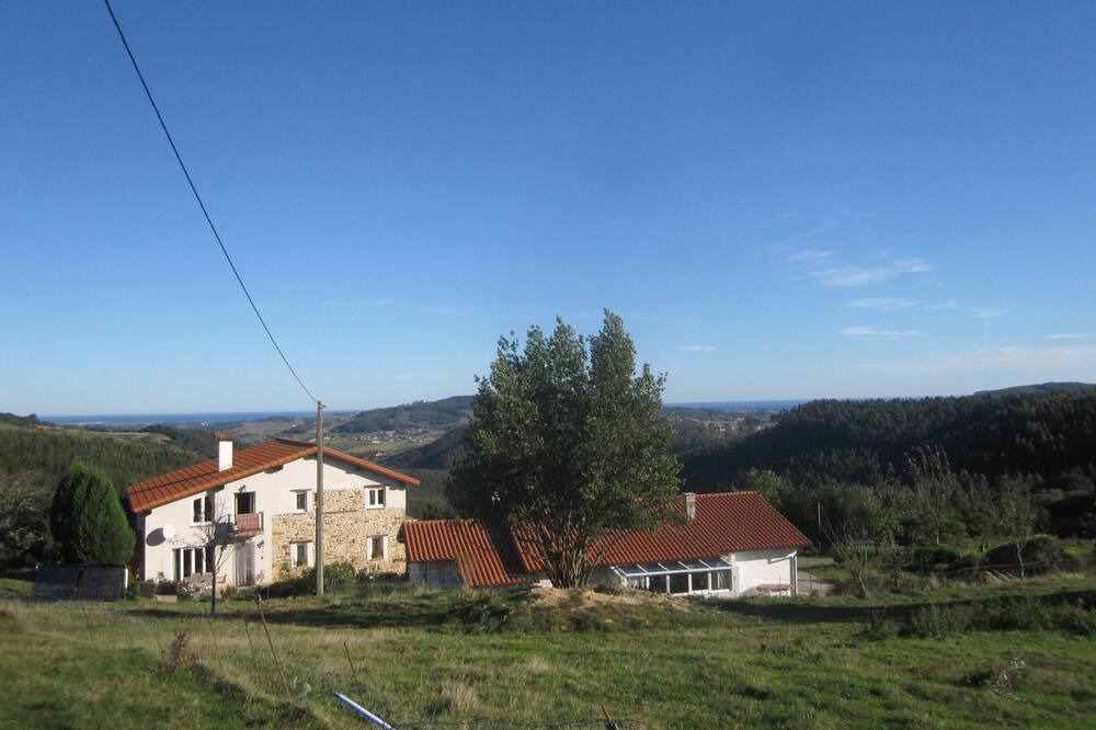 Photo of Outdoor in Hazas de Cesto