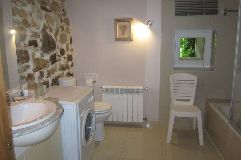 Photo of Bathroom in Hazas de Cesto