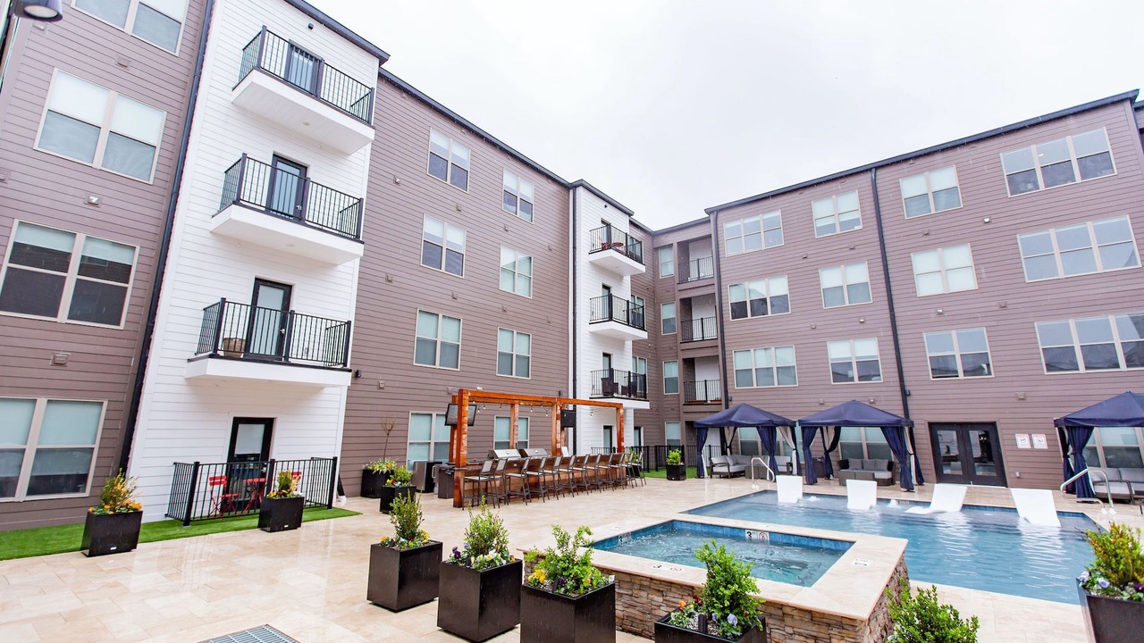 Photo of Outdoor in DeBaliviere Place