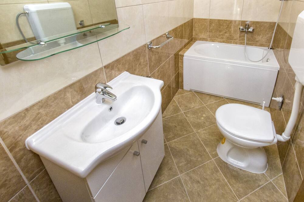 Photo of Bathroom in Bristane