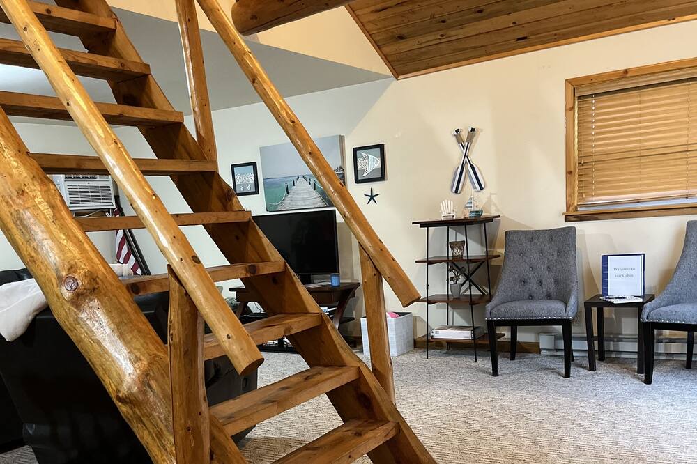 Photo of Livingroom in Scott City