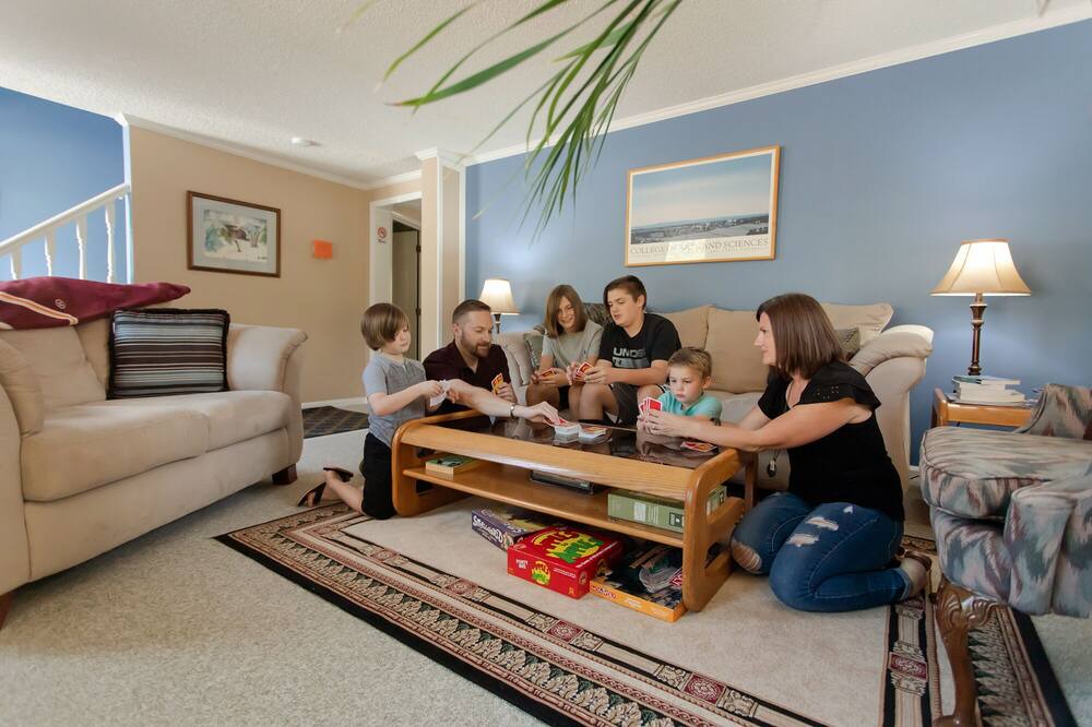 Photo of Livingroom in Downtown