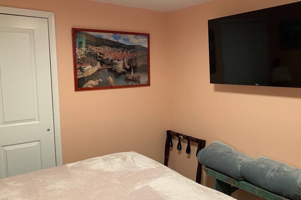 Photo of Bedroom in Shawanese