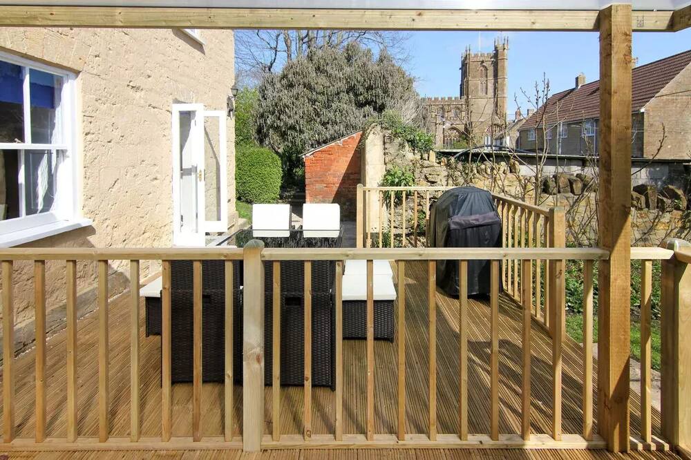 Photo of Patio Balcony in Crewkerne