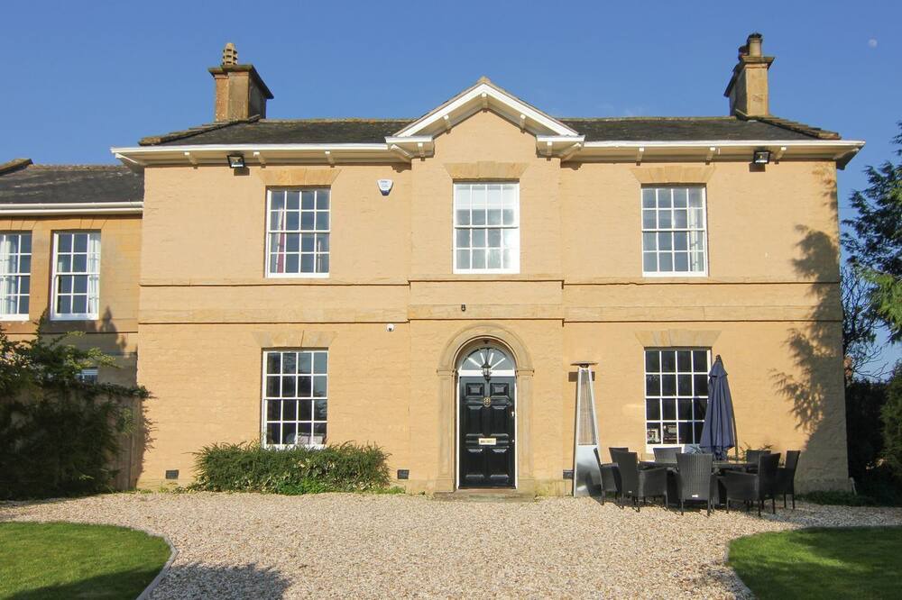 Photo of Outdoor in Crewkerne