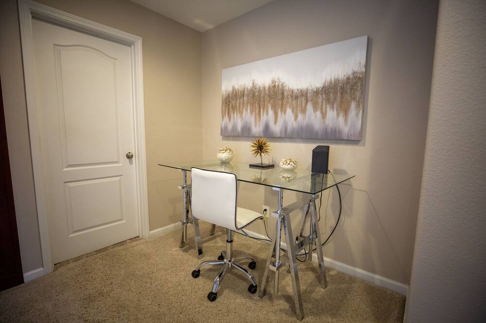 Photo of Bedroom in North Natomas