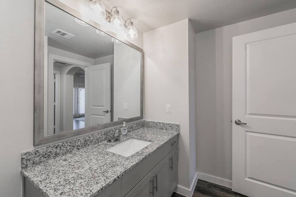 Photo of Bathroom in Elmo