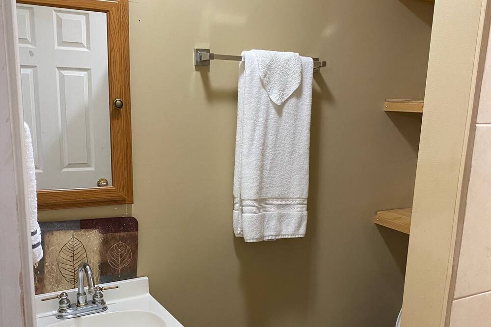 Photo of Bathroom in Grove