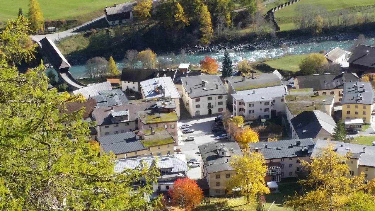 Photo of Outdoor in Lavin