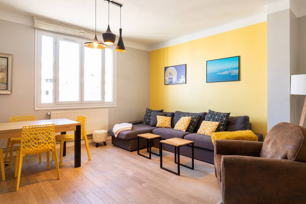 Photo of Livingroom in Villette - Maisons Neuves