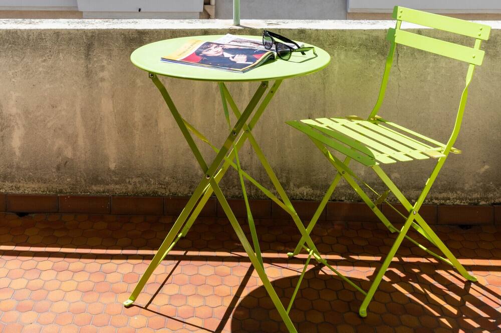Photo of Patio Balcony in Villette - Maisons Neuves