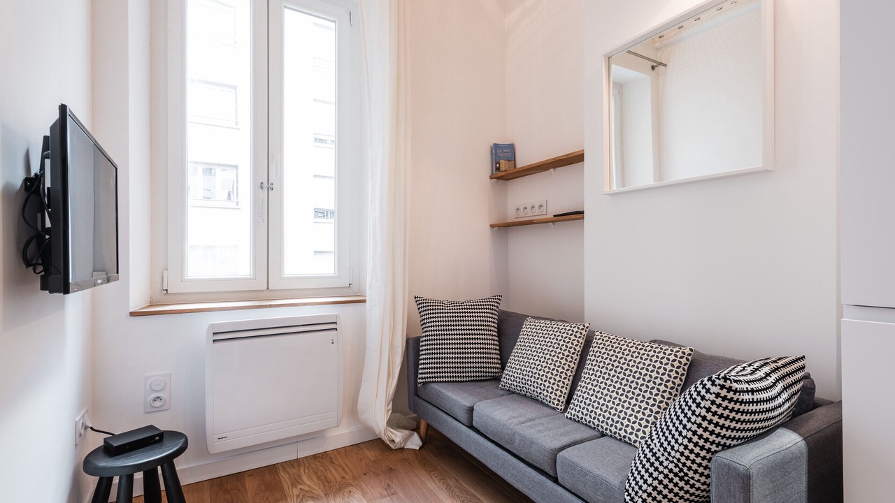 Photo of Others in 2nd Arrondissement