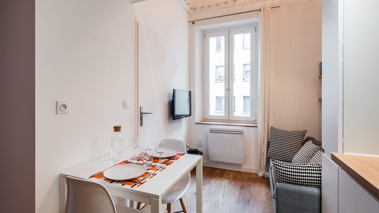 Photo of Others in 2nd Arrondissement