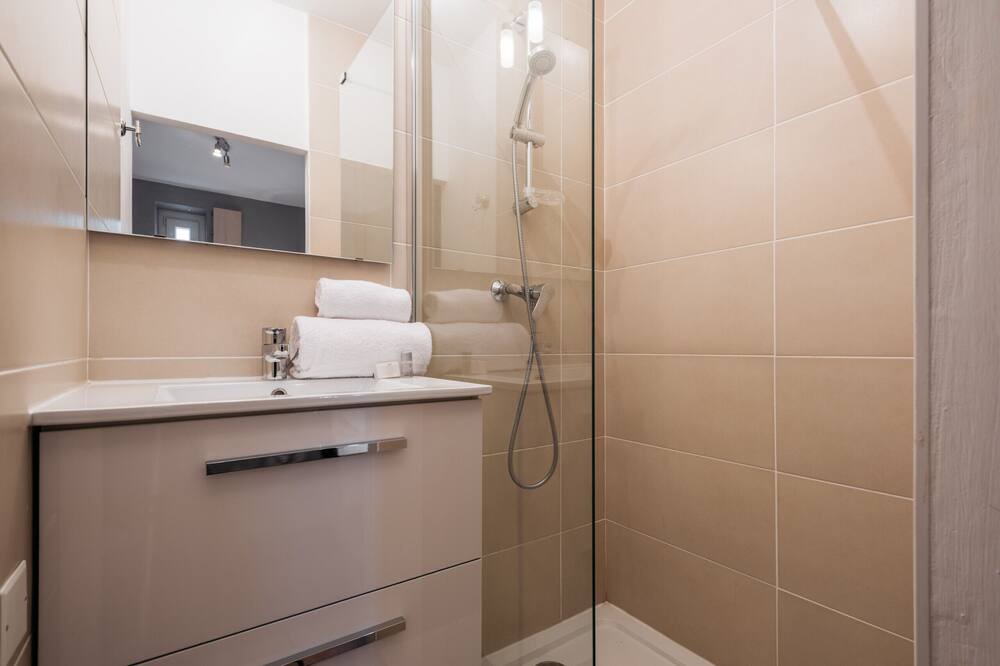 Photo of Bathroom in Perrache