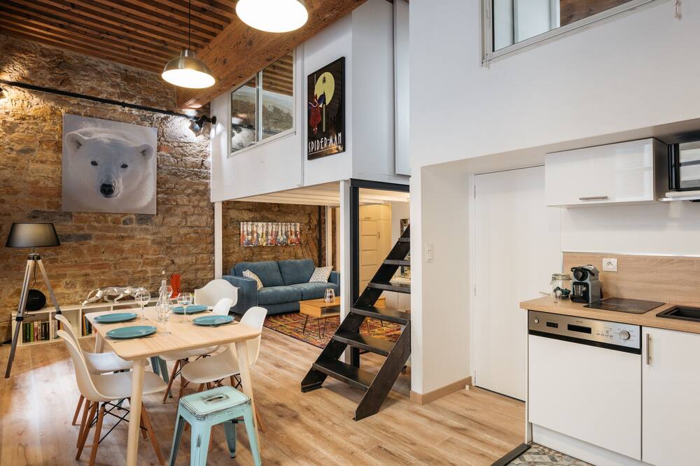 Photo of Livingroom in 1st Arrondissement