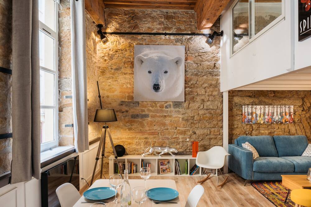 Photo of Livingroom in 1st Arrondissement