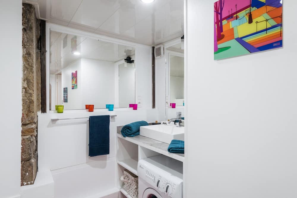 Photo of Bathroom in 1st Arrondissement