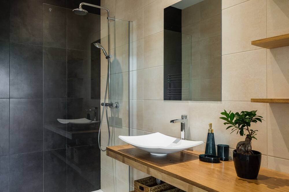 Photo of Bathroom in Marechal Lyautey - Vitton