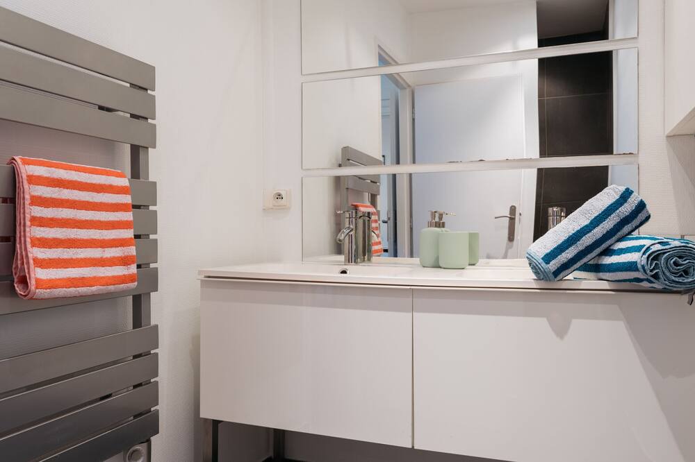 Photo of Others in Jules Ferry - Recamier