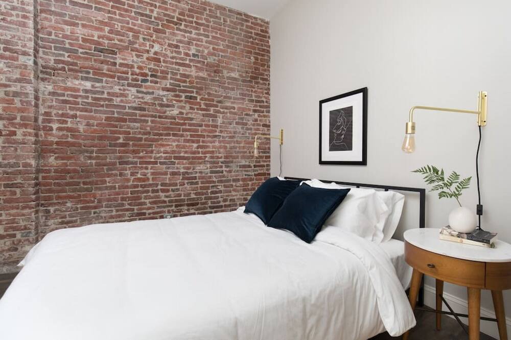 Photo of Others in Beacon Hill