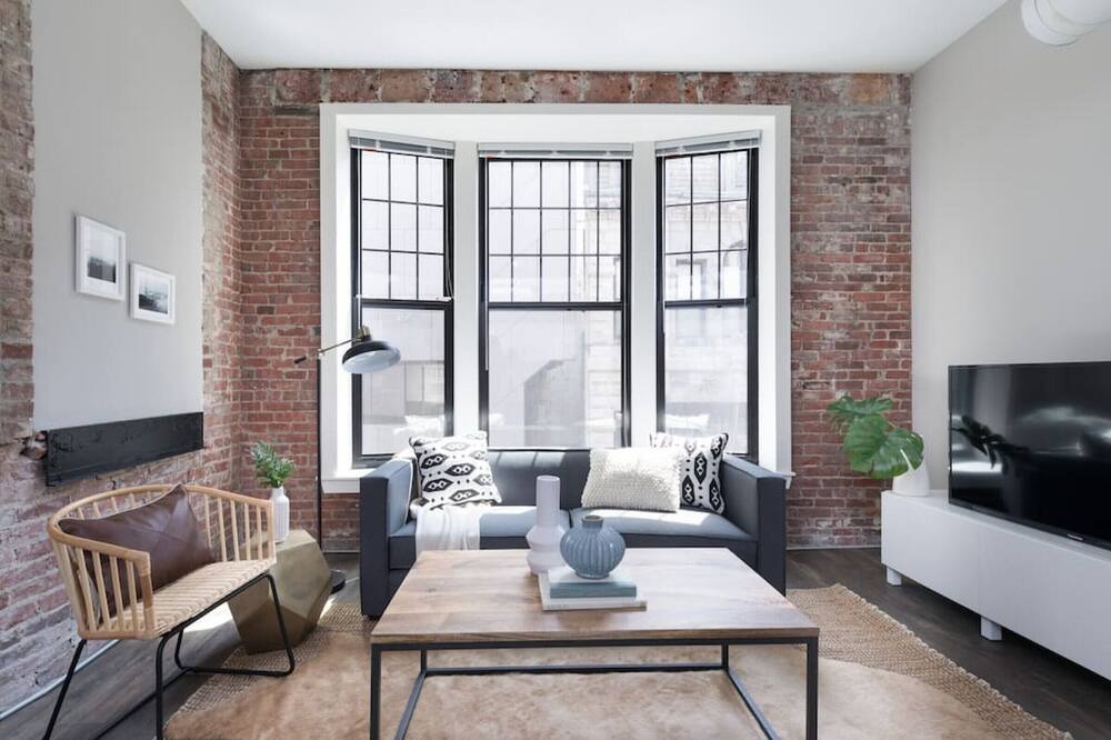 Photo of Others in Beacon Hill