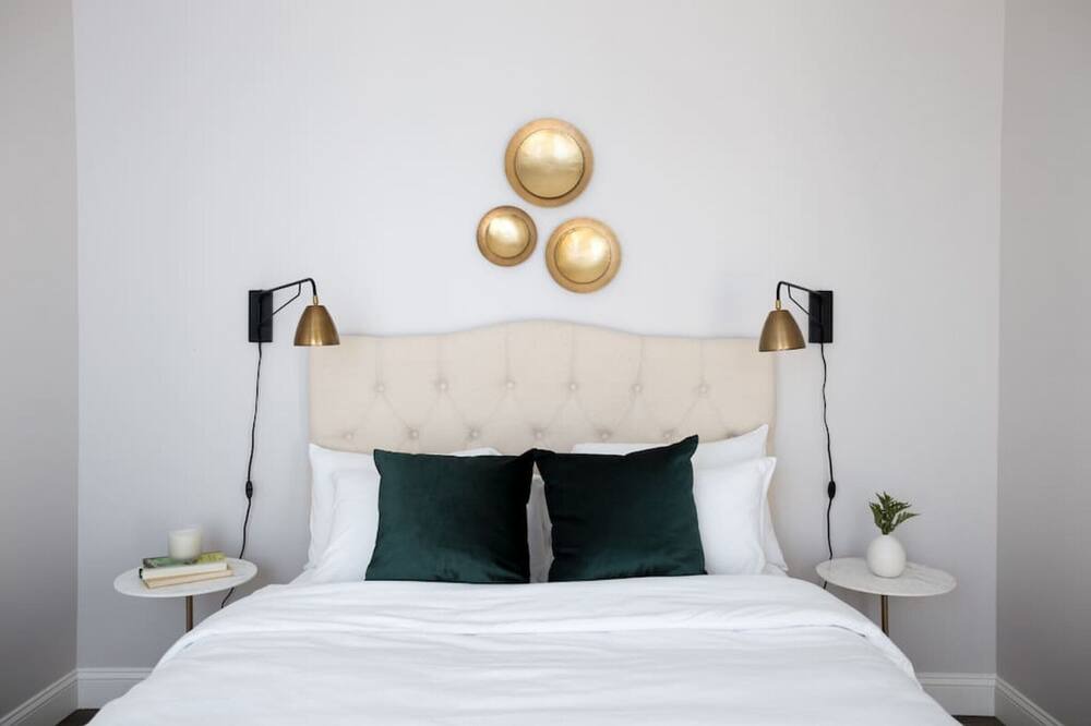 Photo of Others in Downtown Boston