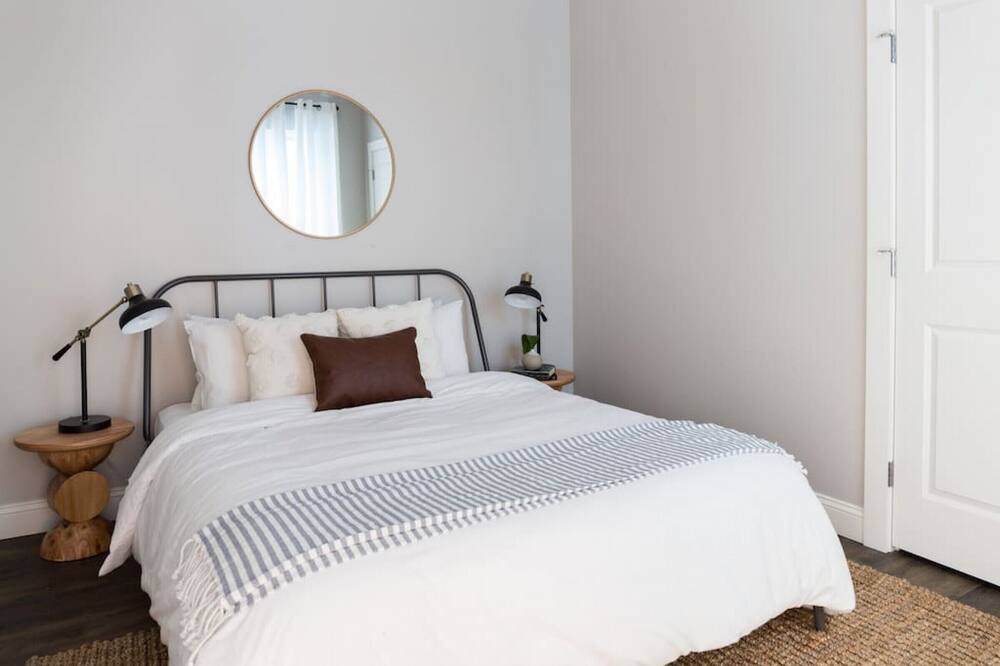 Photo of Others in Downtown Boston