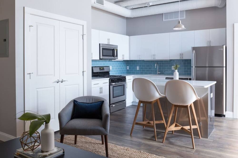 Photo of Others in Downtown Boston