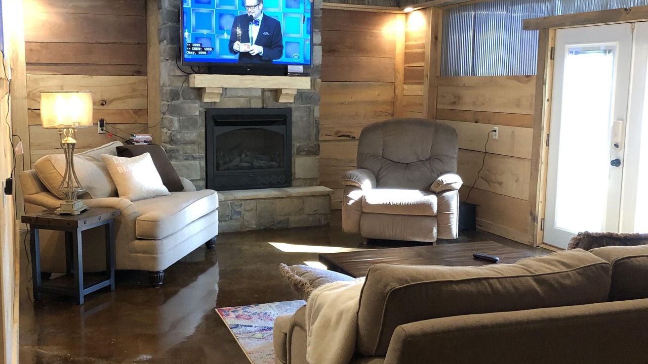 Photo of Livingroom in Warm Springs
