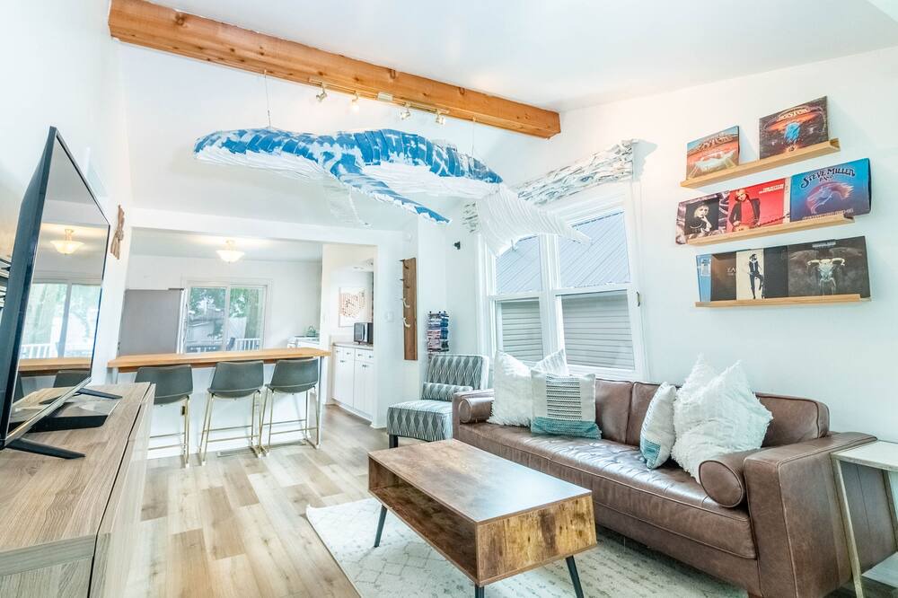 Photo of Livingroom in Buckeye Lake