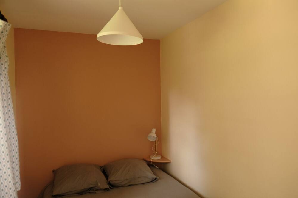 Photo of Bedroom in Vierville-sur-Mer