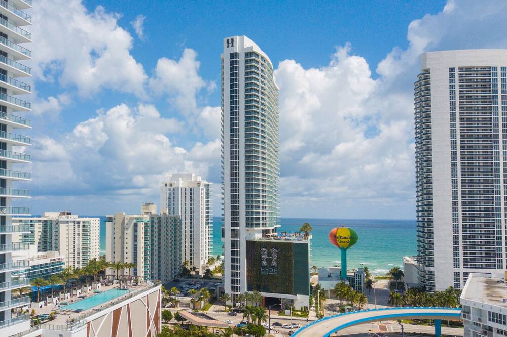 Photo of Outdoor in Hollywood South Central Beach