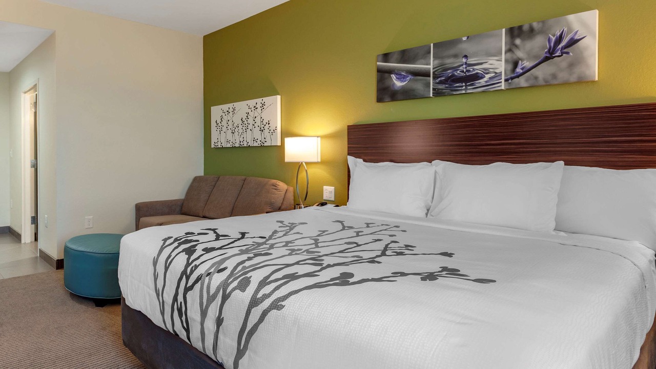 Photo of Bedroom in Waller