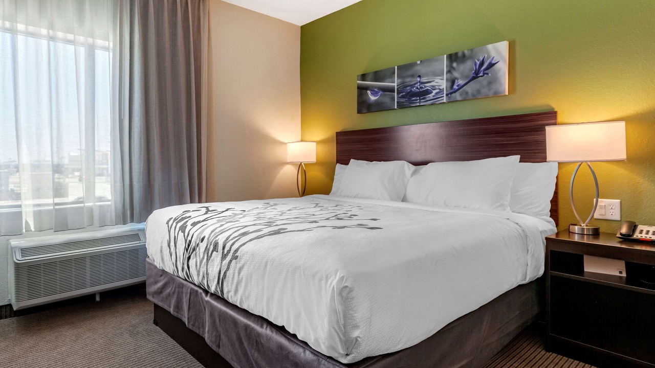 Photo of Bedroom in Waller