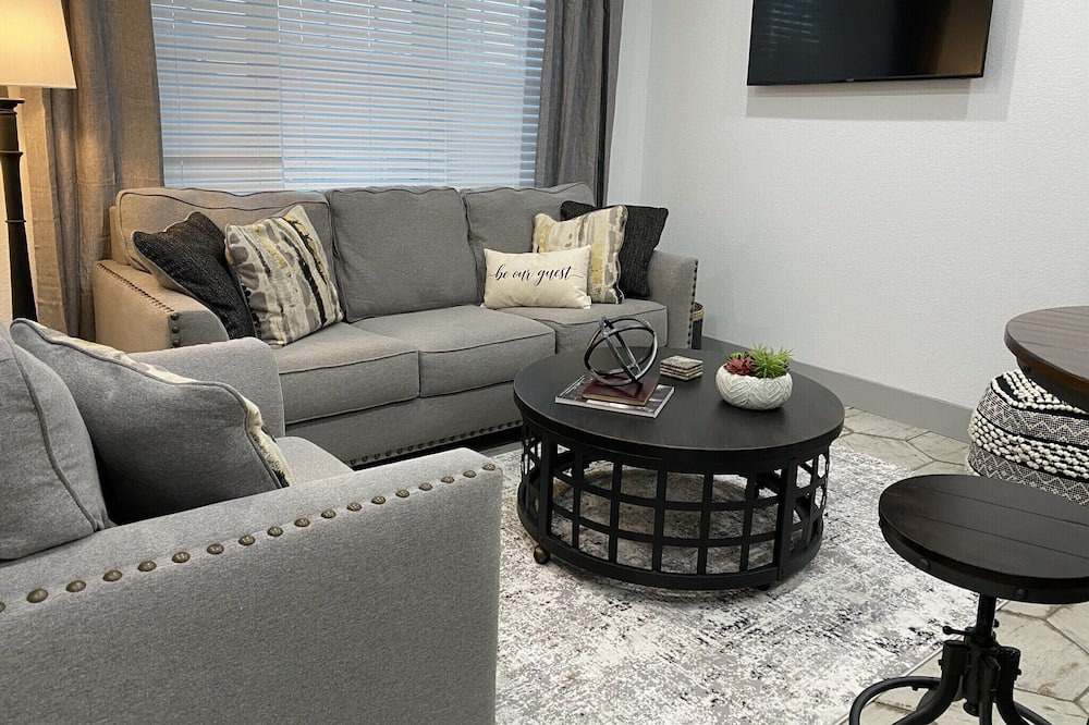 Photo of Livingroom in Fayetteville
