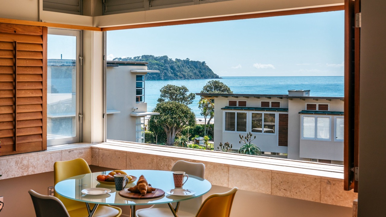 Photo of Bedroom in Onetangi