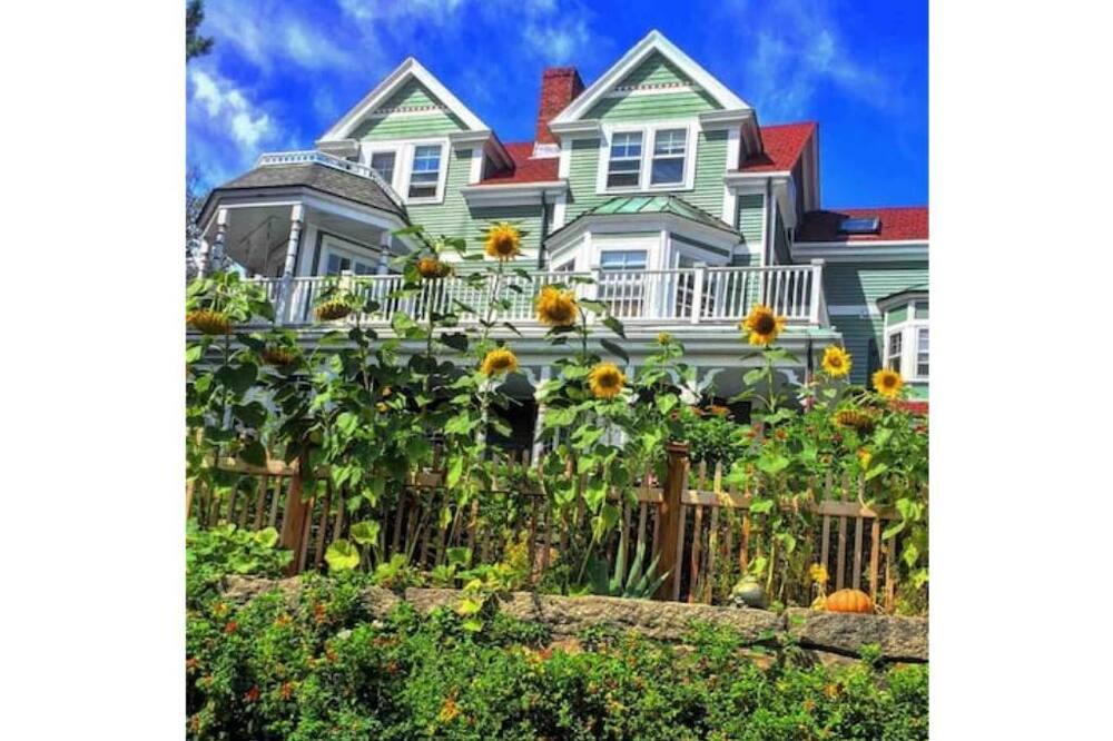 Photo of Outdoor in Marblehead