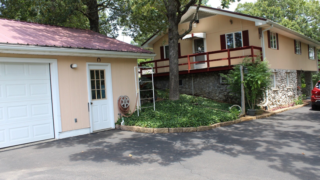 Photo of Outdoor in Grand Rivers