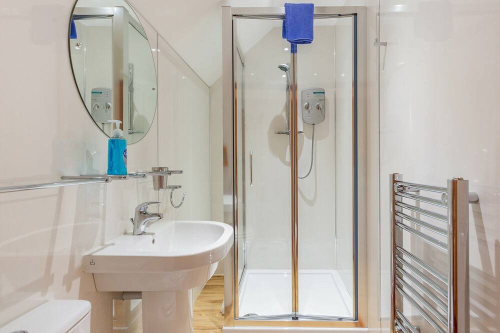 Photo of Bathroom in Achnasheen