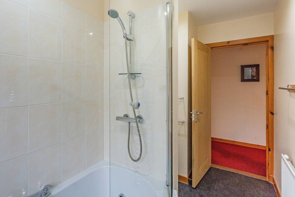 Photo of Bathroom in Achnasheen