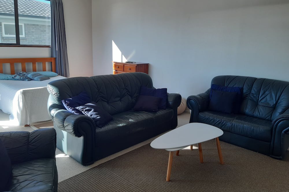 Photo of Livingroom in Bay of Plenty Region