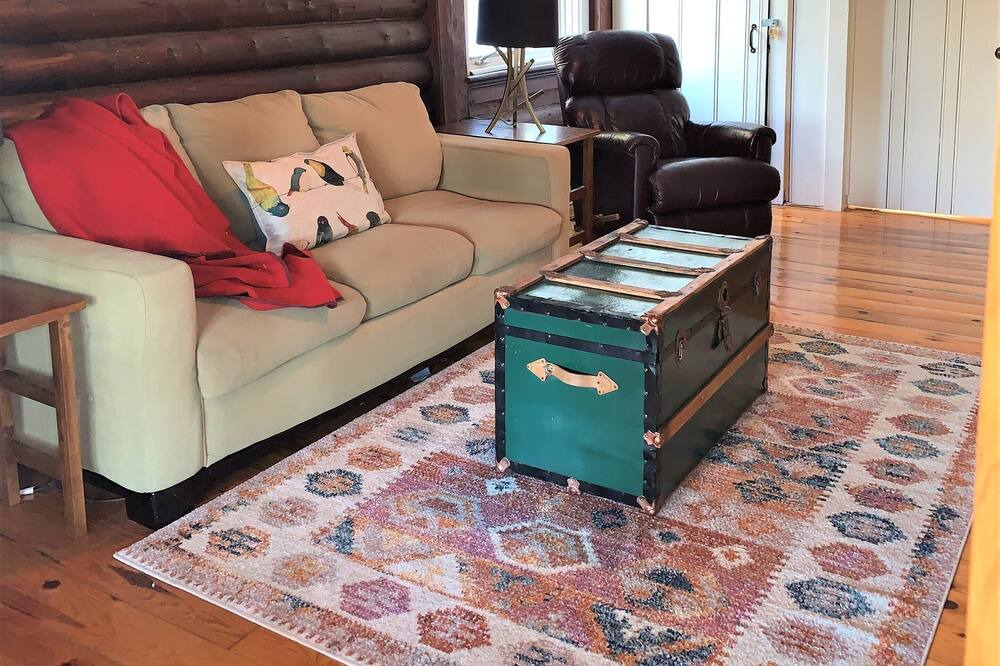 Photo of Livingroom in Morin Heights