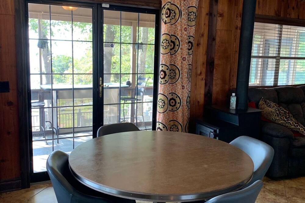 Photo of Kitchen in Hoyt