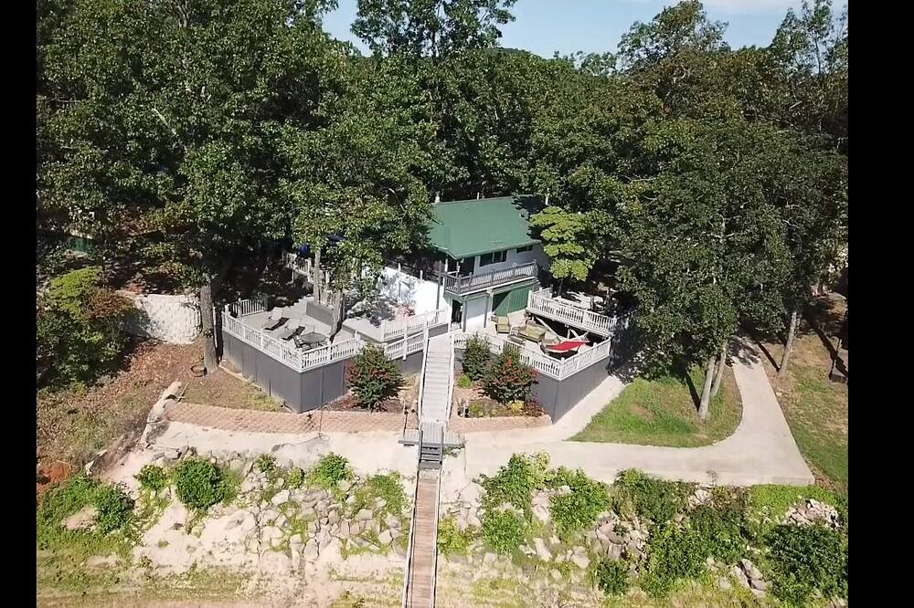 Photo of Outdoor in Hoyt